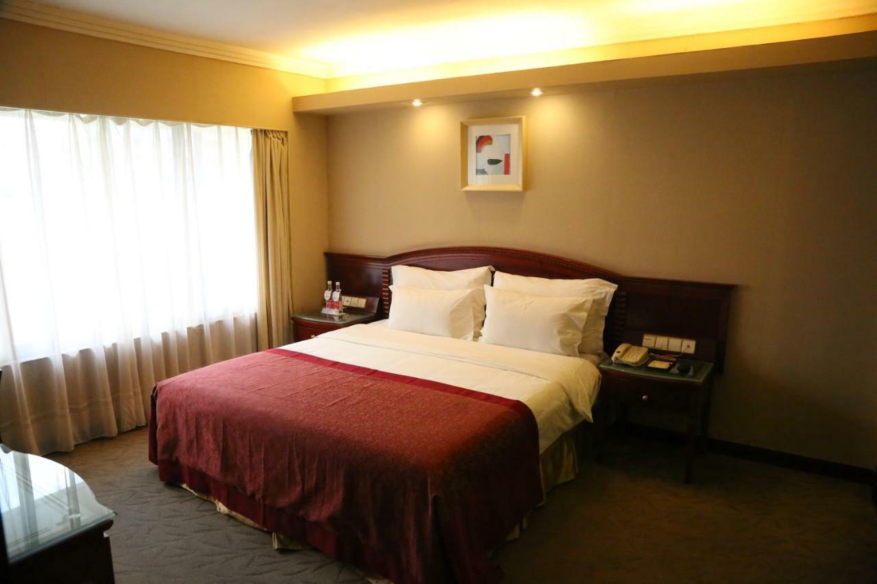 Shenzhen Luohu Hotel Exterior photo